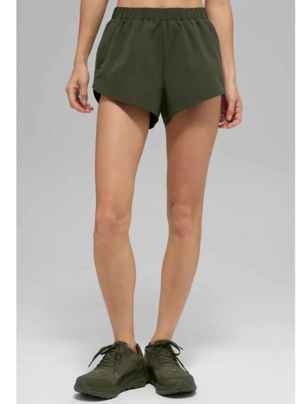 ALO Yoga Playmaker Dolphin Short
